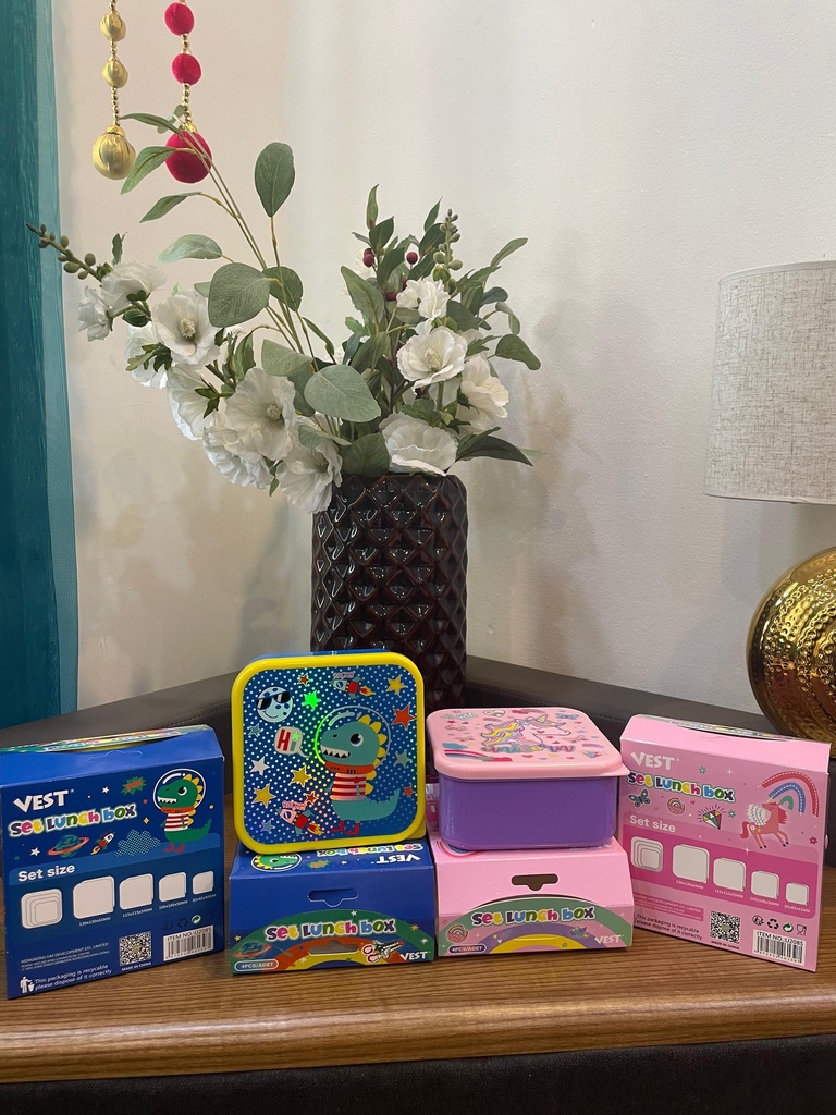 4Pc Set Lunch & Fruit Box (Brand: Vest)